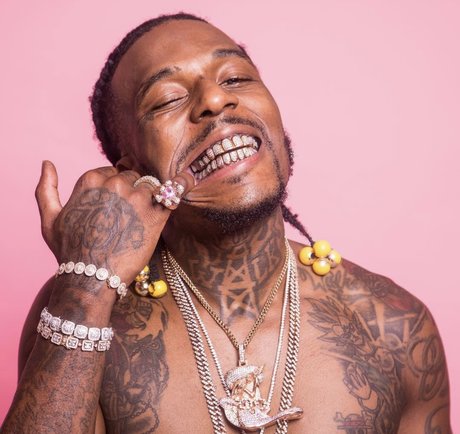 Sauce Walka desnuda onlyfans