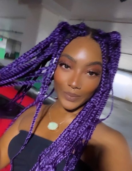 Sexy Sativa onlyfans striptease