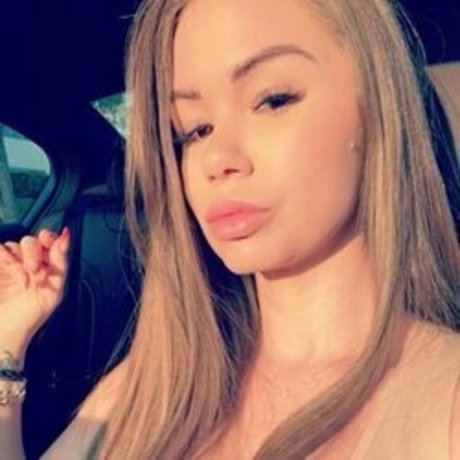 Christina Smith onlyfans porn leaked