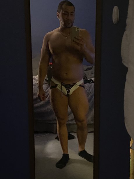 BigLegsLatin19 free only fans