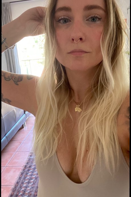 Miss Negroni onlyfans naked leaks