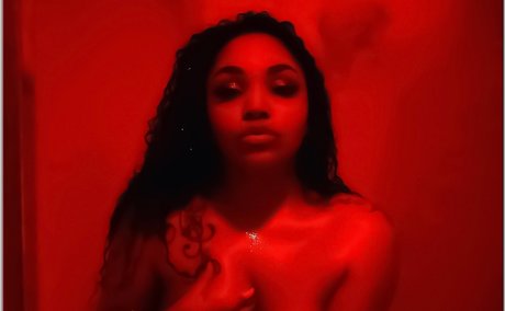 Starr Divine only fans photos