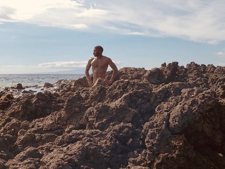 Starts with B naked onlyfans leaks