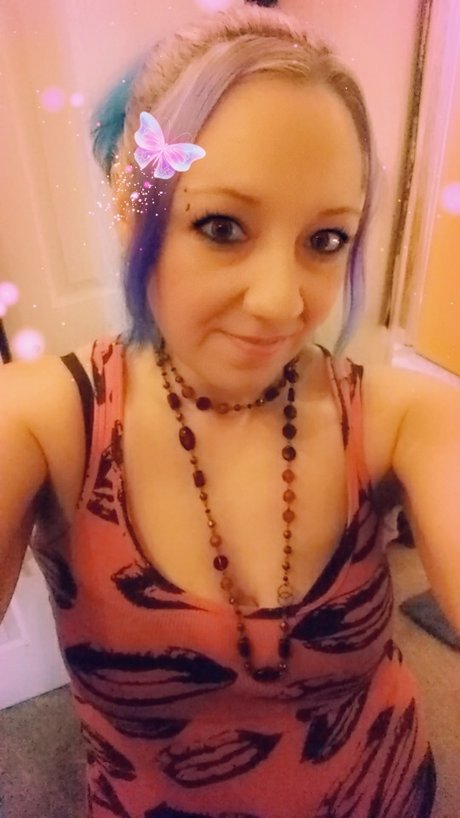 Stephanie Crowe onlyfans photo