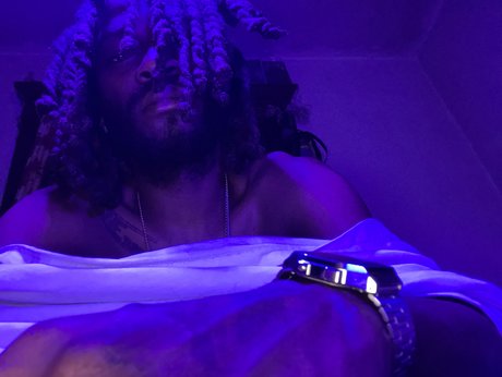 _10Pai onlyfans model