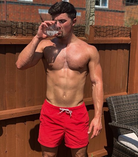 Zac Long nude onlyfans leak