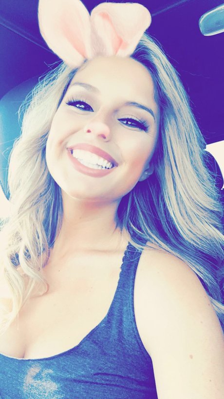 Mila D_ only fans pictures