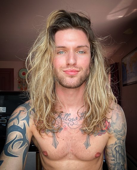 Zachary Charles onlyfans leak fuck