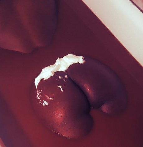 Bronzey Wishes onlyfans x