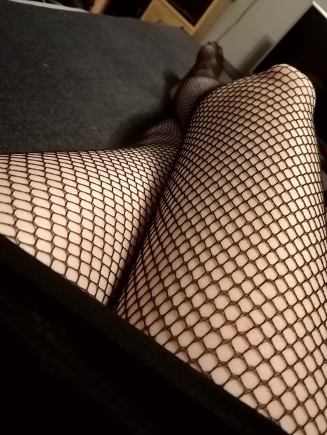 YoursMoni pics onlyfans