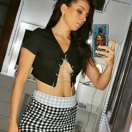 Yuvinka Algara az ass onlyfans