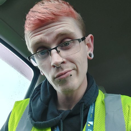 TwinkBoy nsfw onlyfans