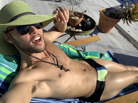 TyofOakland onlyfans leak nudes