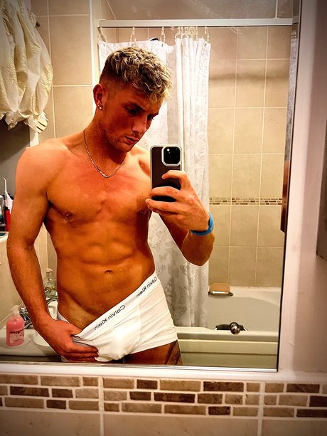 Stephen Hill onlyfans pics