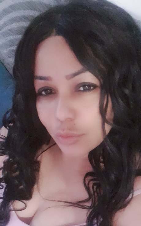 Tu dominicana mala only fans nude leaks