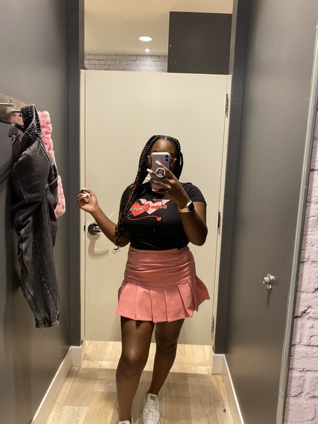 Sundae glaze naked onlyfans leaks