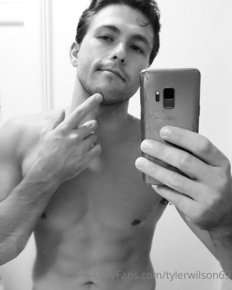 Tyler Wilson onlyfans porn