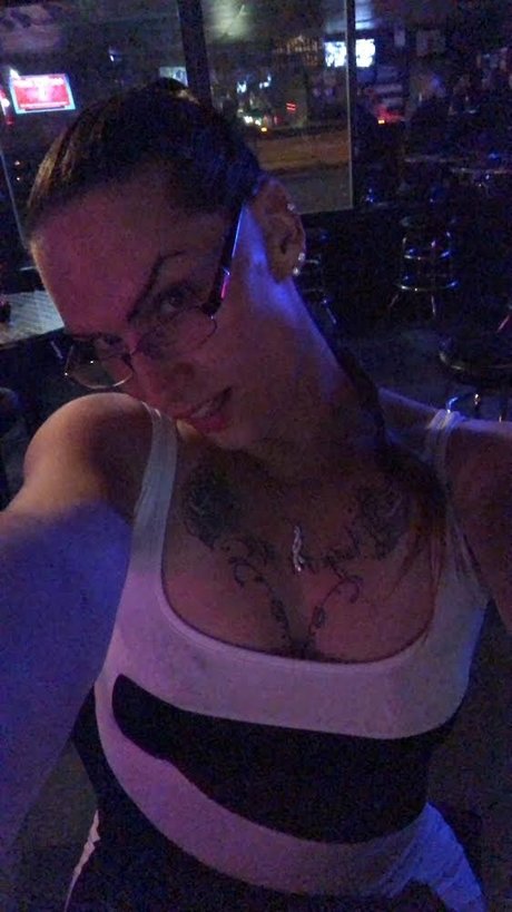 NikkieDickie onlyfans sexy