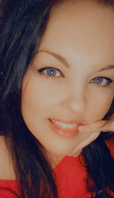 Trixie Pistol only fans pictures