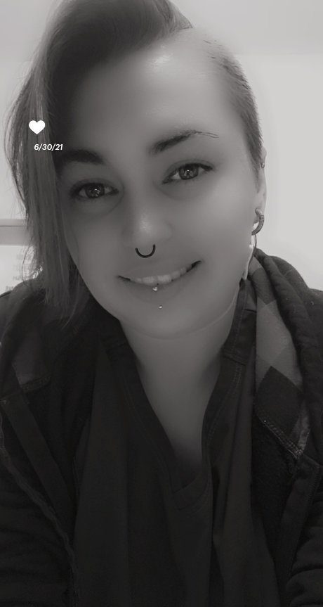 Zombpenguin91 onlyfans naked leaks