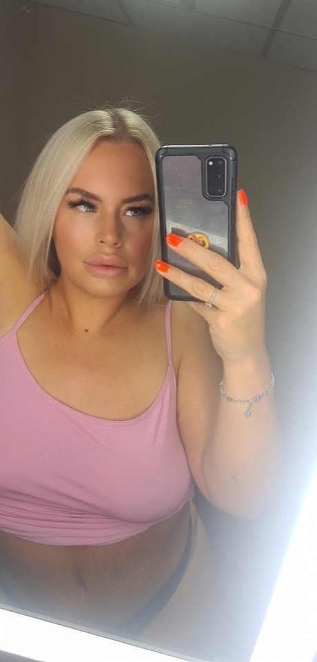 Felicity Lou nude only fans leaks