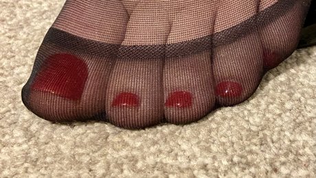 pampered toes onlyfans porn