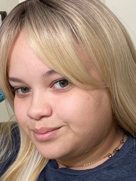 Luna Blumoon new onlyfans