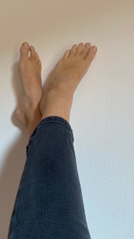 FeetFragolina pics onlyfans