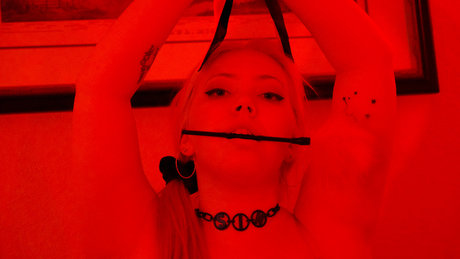 Luna Steele onlyfans leajs