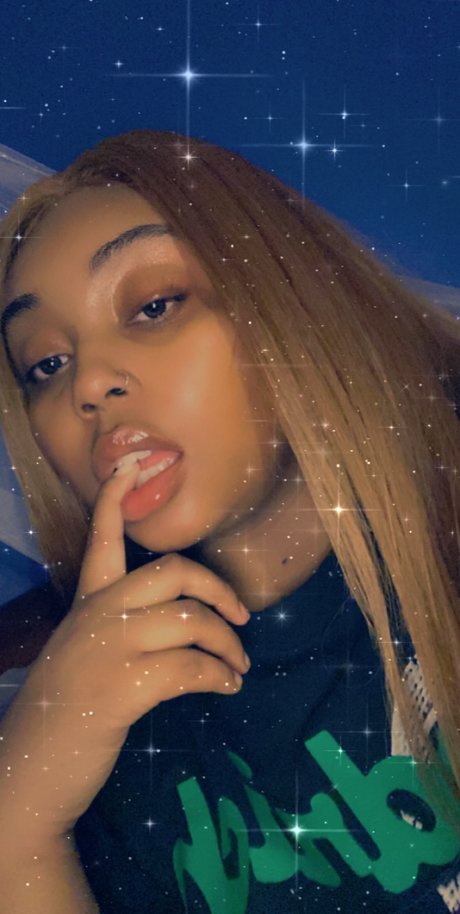 SUNNI FREE PLAY sextape onlyfans