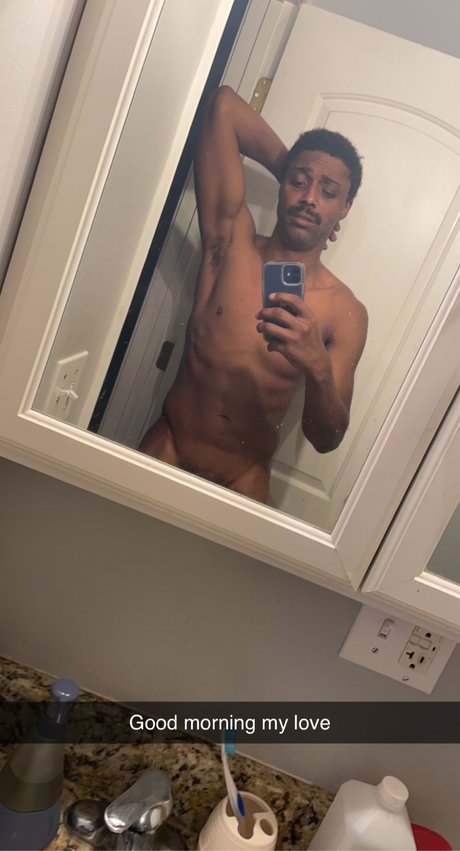 FloydMadeMeDoIt naked onlyfans leaks