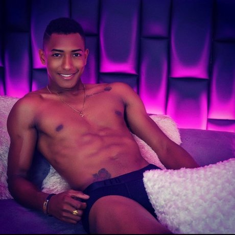 Fernando0325 onlyfans explicit content