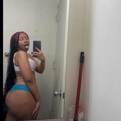 Mae Lee leaked onlyfans free