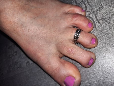 Lora Feet_ only fans content