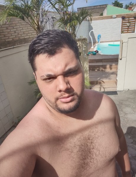 Nicolas Gomes onlyfans lean