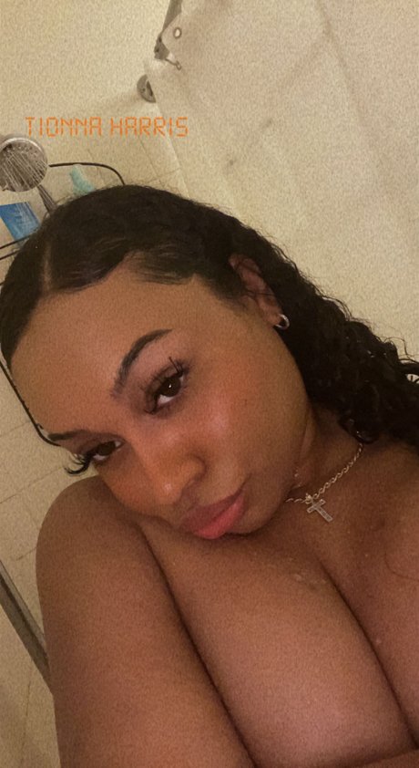 Tionna onlyfans pics