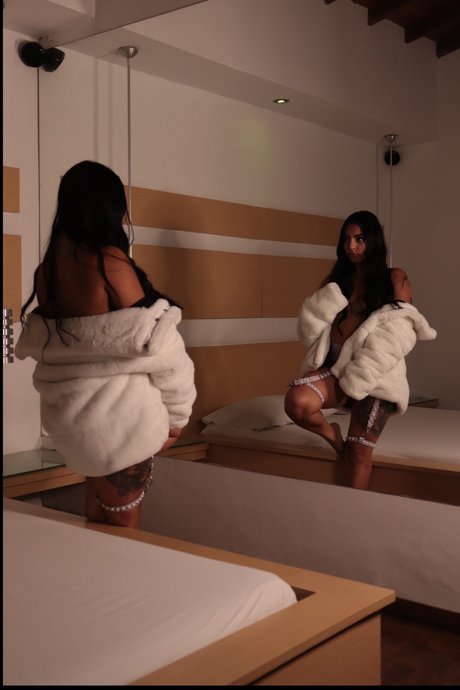 Isabel Lopez only fans photos