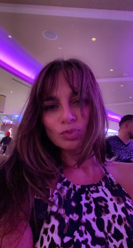 Chat with Cat onlyfans xxx