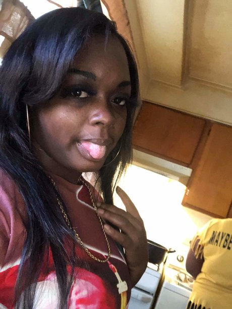 Kimmy Nicole onlyfans ass