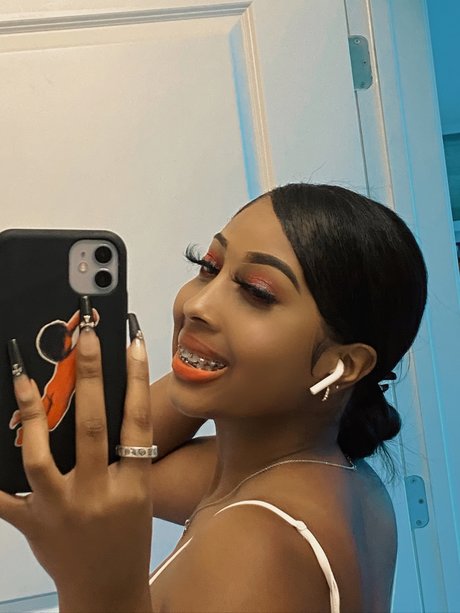 Jai Kuro onlyfans fotos