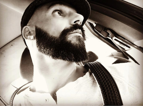 THE OFFICIAL GAY GUY onlyfans public photos