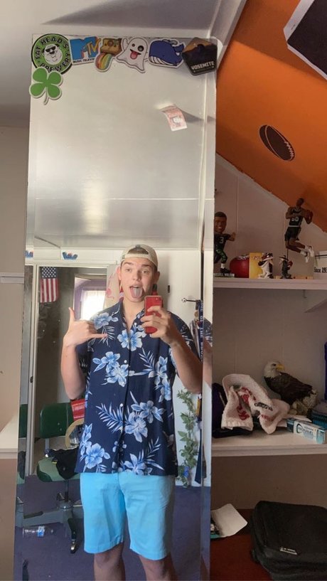 EJ Blaker leaked onlyfans