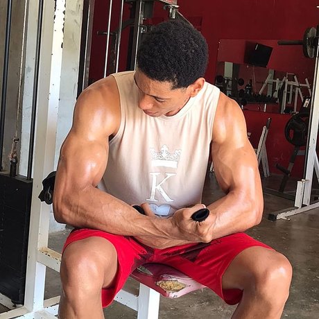 Peten Washington onlyfans pics