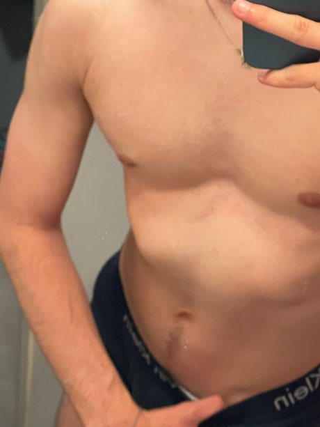 Ollie Taylor onlyfans naked porn