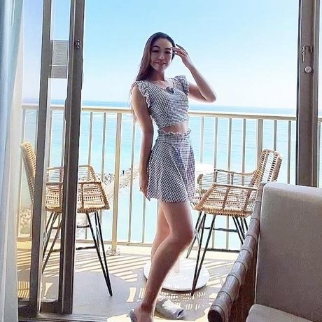 Hot Sarang onlyfans.