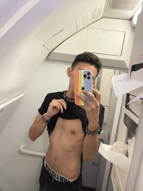 Eduardo Nicoletti onlyfans pics leaked