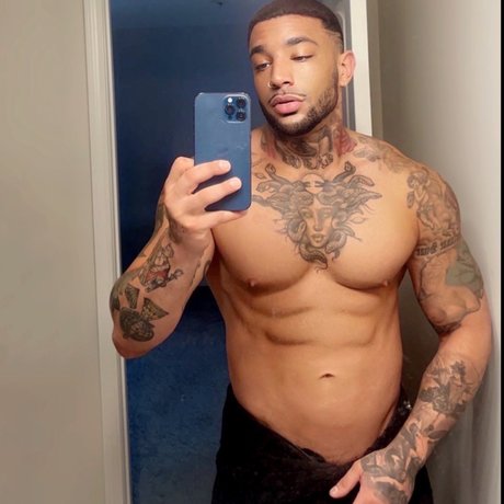 Zed LEROI onlyfans