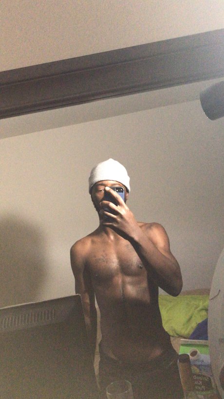 World Tour Tay_ onlyfans sextape