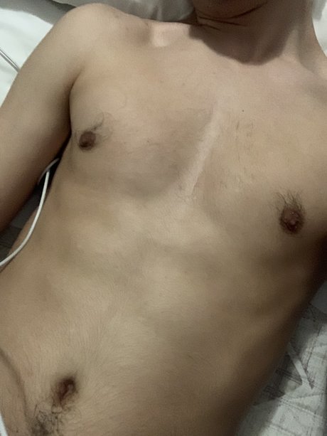 Italiantwink98 free only fans