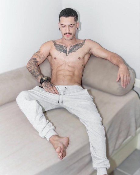 Italo Araujo onlyfans nude